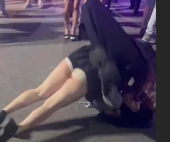 【暴走小仙女！当街大暴发，辣眼睛的“白屁股”瞬间炸裂🔥